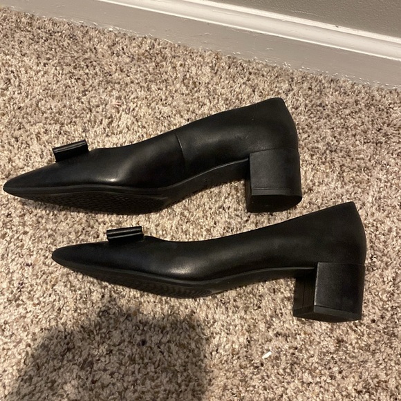 Cole Haan Black Block Heels with Pointed Toe and Gold Accented Bow - Picture 3 of 7